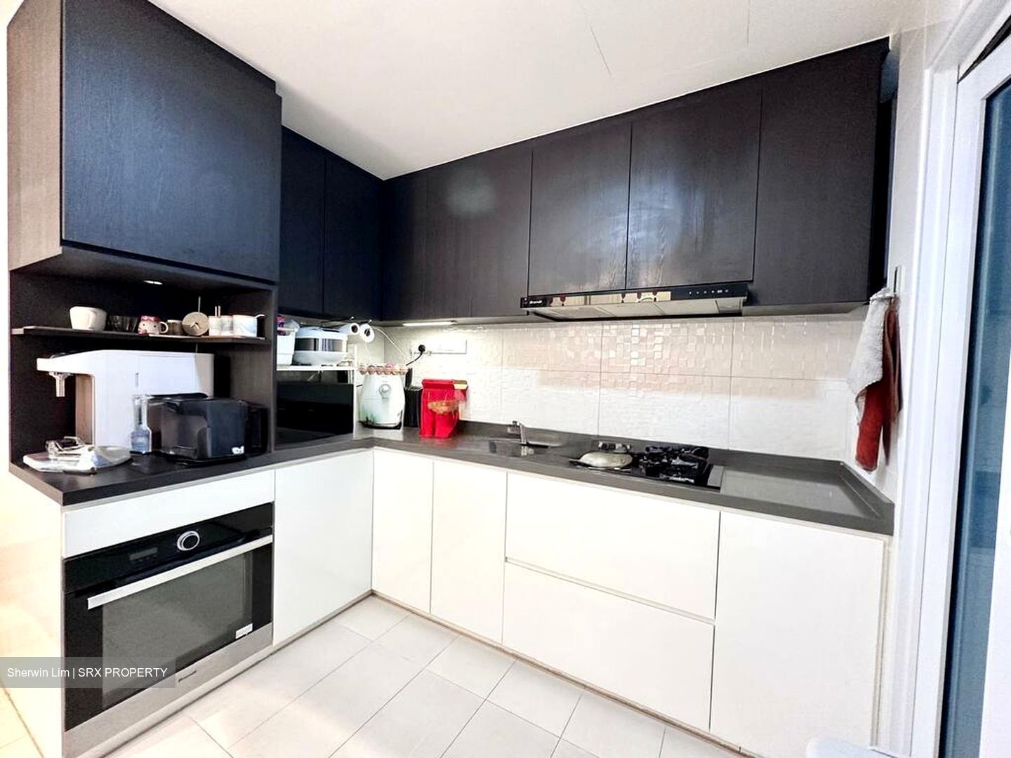 Sunrise Gardens (D28), Condominium #504511031